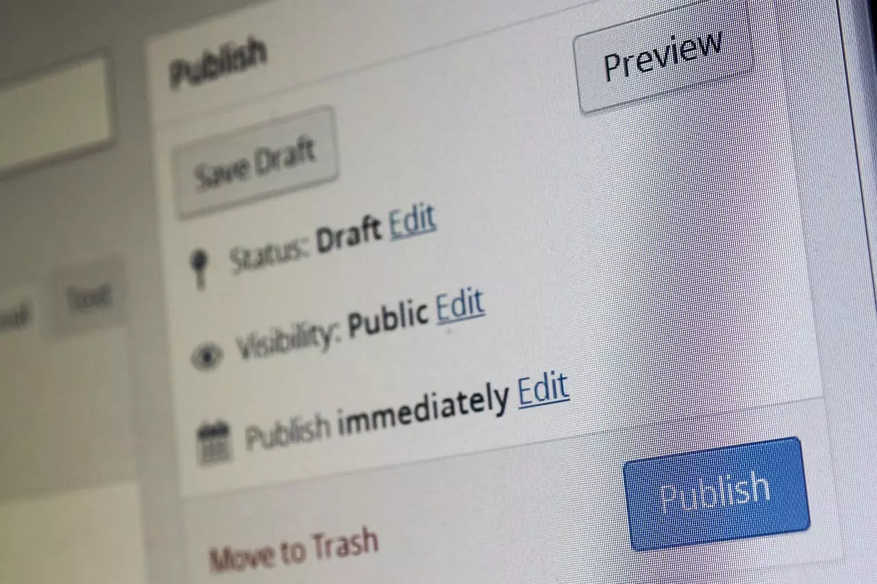 《從 Webnode、WordPress 到 Ghost,哪個最好用?》圖片